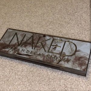 *NEW* Urban Decay Smoky Palette